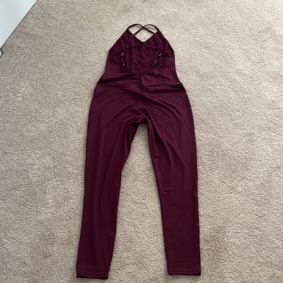 Burgundy body suit with adjustable spaghetti straps - Picture 4 of 6